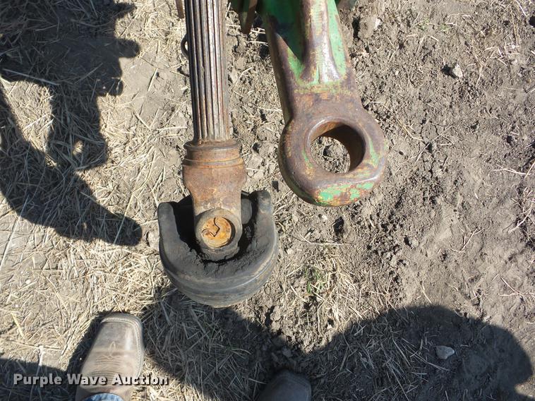 image for item EI9771 2001 John Deere 100 large square baler