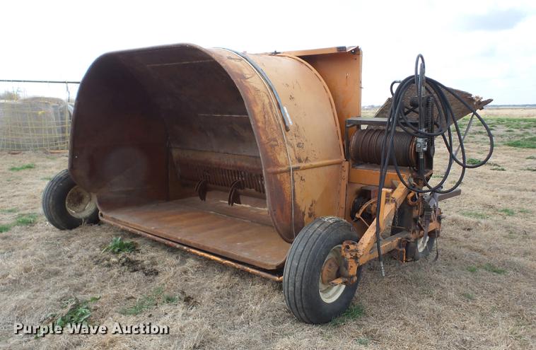 image for item EI9778 Kelly-Ryan silage / grain bagger