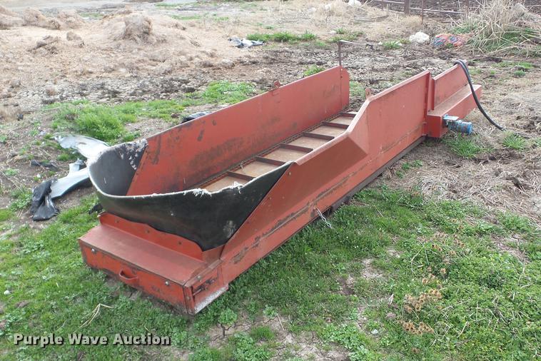 image for item EI9778 Kelly-Ryan silage / grain bagger