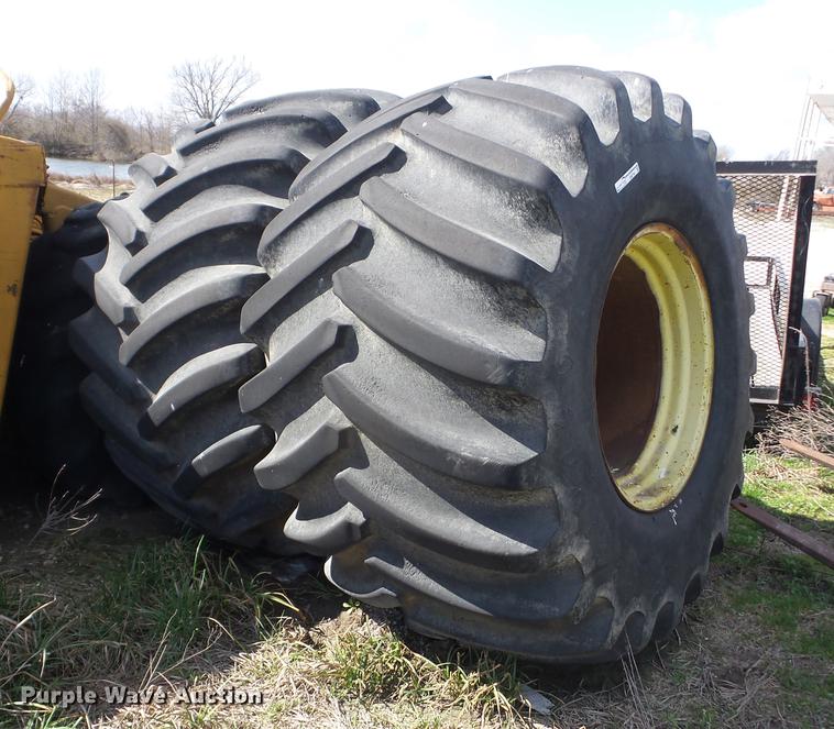 image for item EI9779 (2) Firestone 73 x 44.00-32 flotation tires