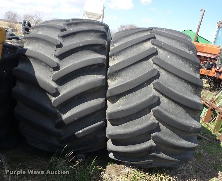 image for item EI9779 (2) Firestone 73 x 44.00-32 flotation tires