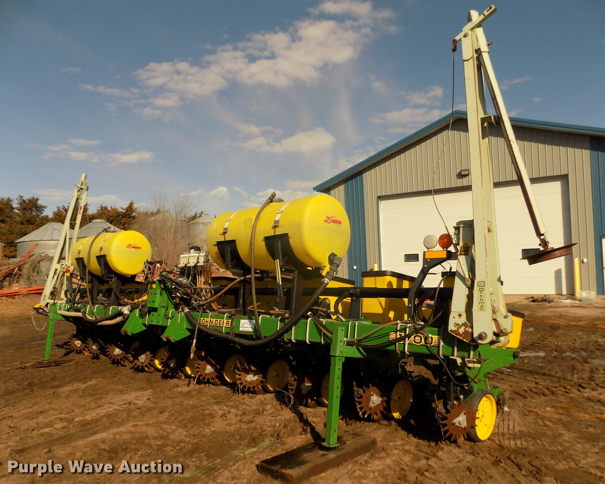 DD2830 image for item DD2830 John Deere 7300 Max Emerge II planter