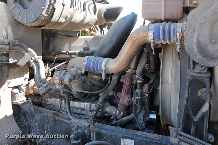 image for item DB5162 2008 Mack CHU613 semi truck