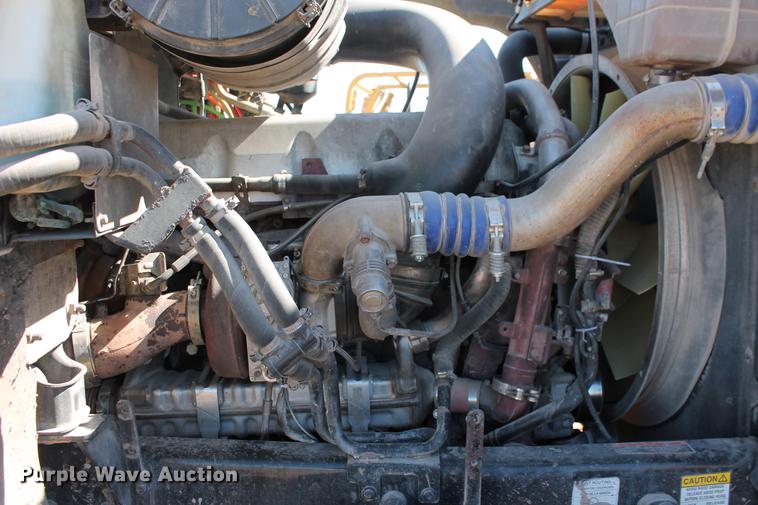 image for item DB5162 2008 Mack CHU613 semi truck