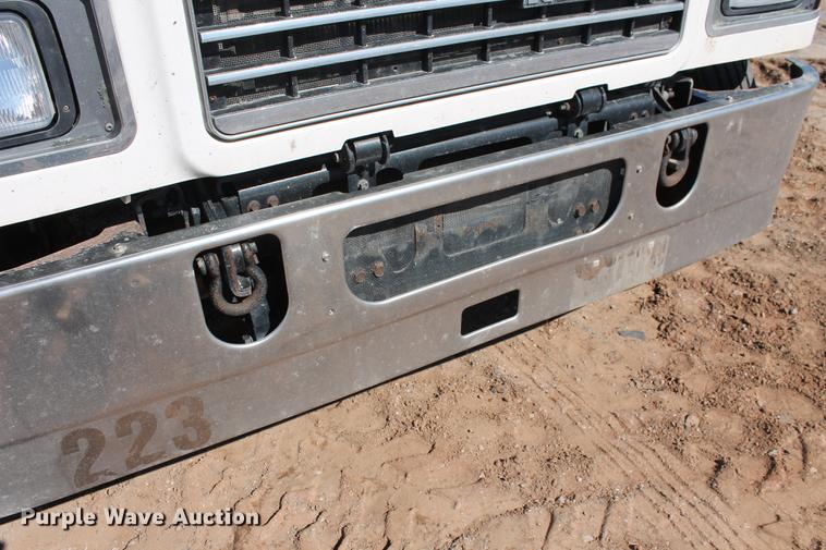 image for item DB5162 2008 Mack CHU613 semi truck