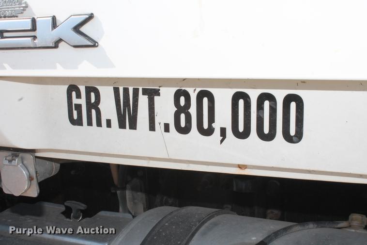 image for item DB5162 2008 Mack CHU613 semi truck