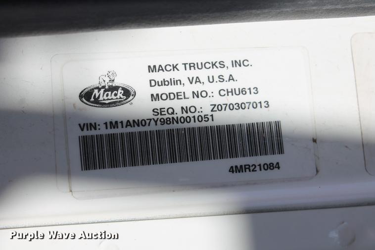image for item DB5162 2008 Mack CHU613 semi truck