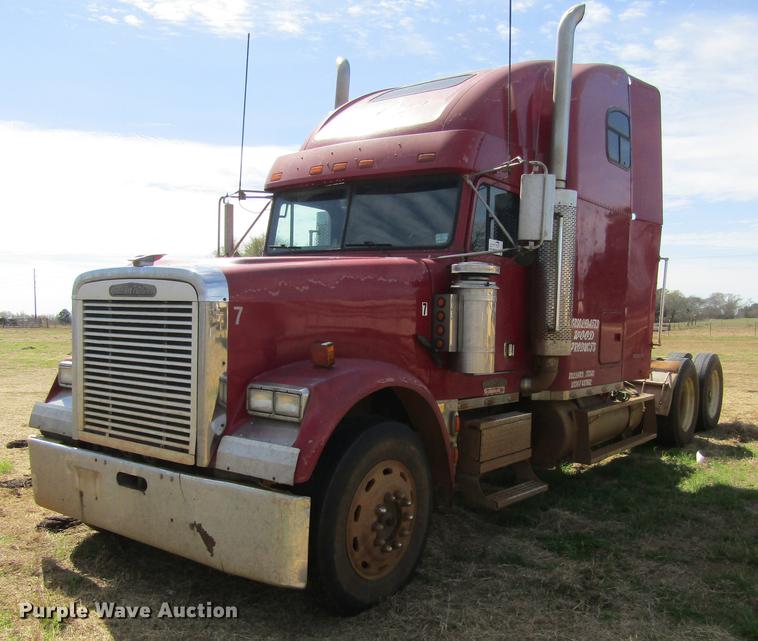 image for item DC0024 1995 Freightliner FLD120 Classic semi truck