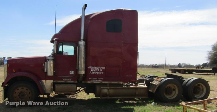 image for item DC0024 1995 Freightliner FLD120 Classic semi truck