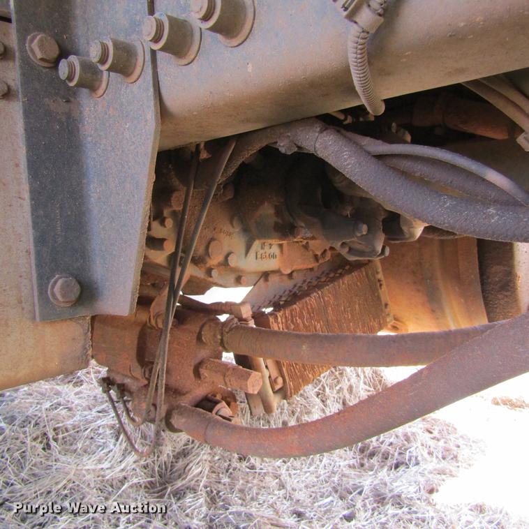 image for item DC0024 1995 Freightliner FLD120 Classic semi truck