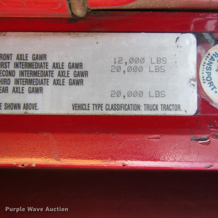 image for item DC0024 1995 Freightliner FLD120 Classic semi truck