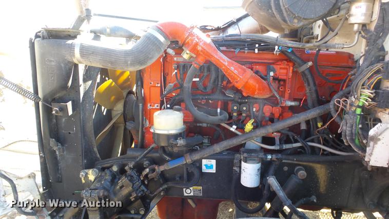 image for item DC0694 2007 Peterbilt 386 semi truck