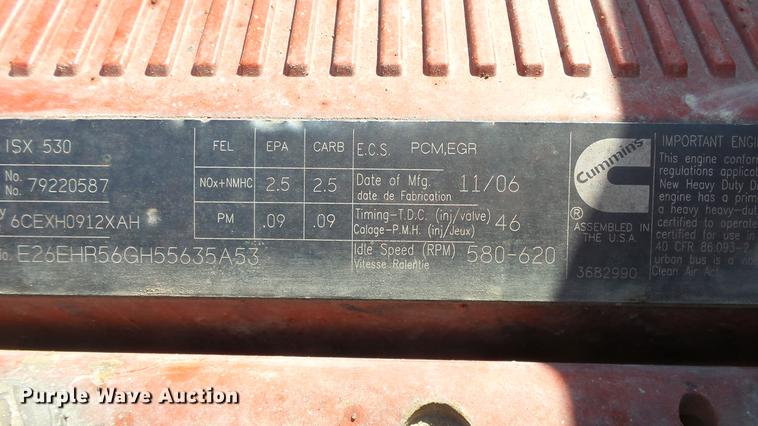 image for item DC0694 2007 Peterbilt 386 semi truck