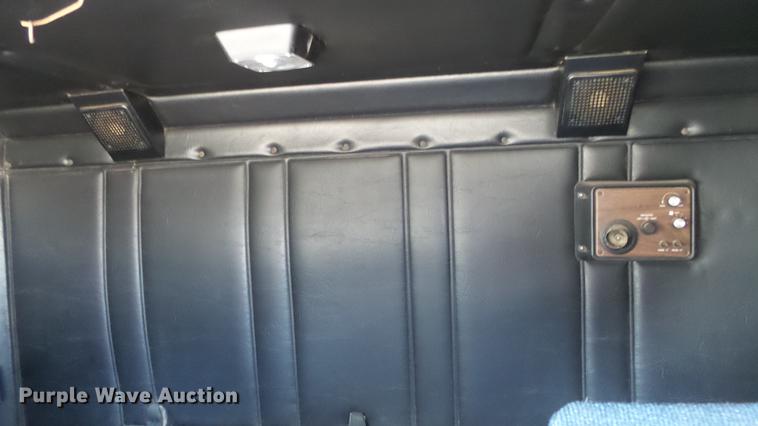 image for item DC0706 1993 Freightliner FLD120 semi truck