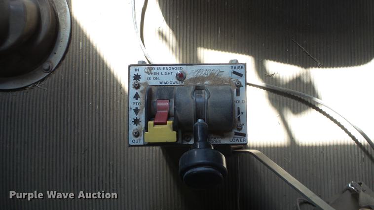 image for item DC0706 1993 Freightliner FLD120 semi truck