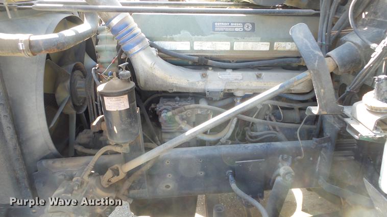 image for item DC0706 1993 Freightliner FLD120 semi truck