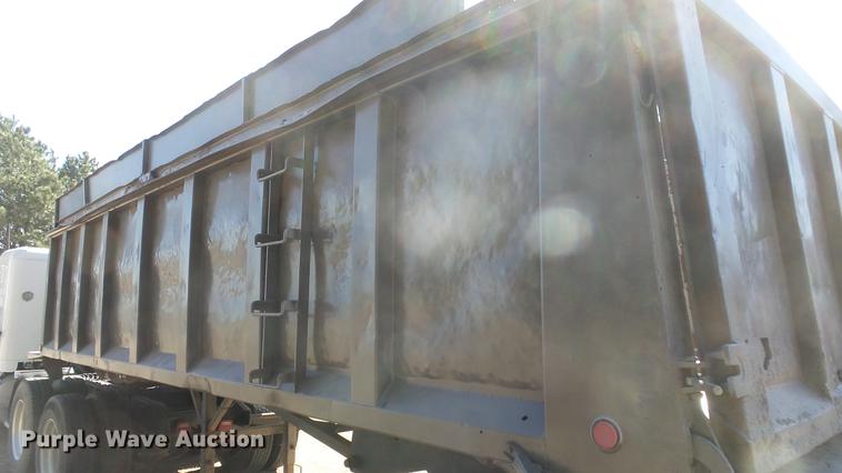 image for item DC0707 1993 Hilbilt end dump trailer