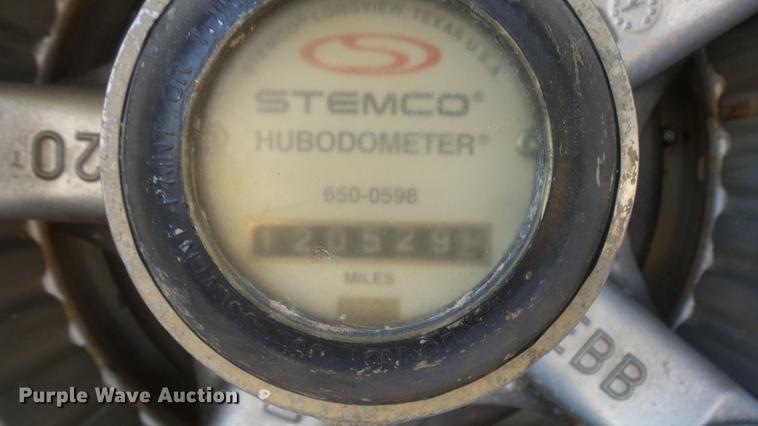 image for item DC0707 1993 Hilbilt end dump trailer