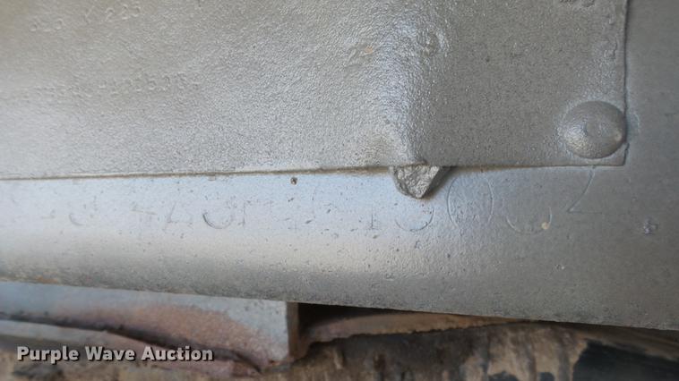 image for item DC0707 1993 Hilbilt end dump trailer