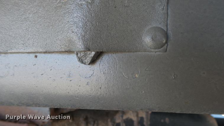 image for item DC0707 1993 Hilbilt end dump trailer