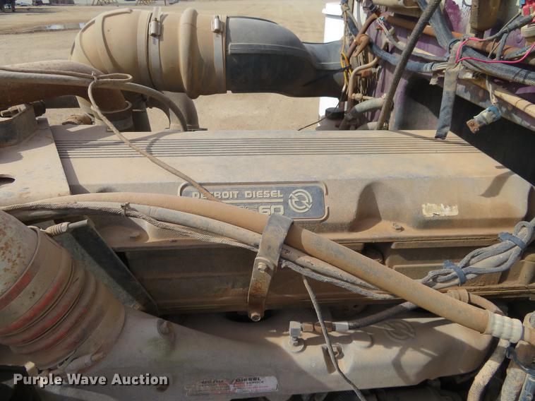 image for item DC0887 1996 Peterbilt 379 semi truck