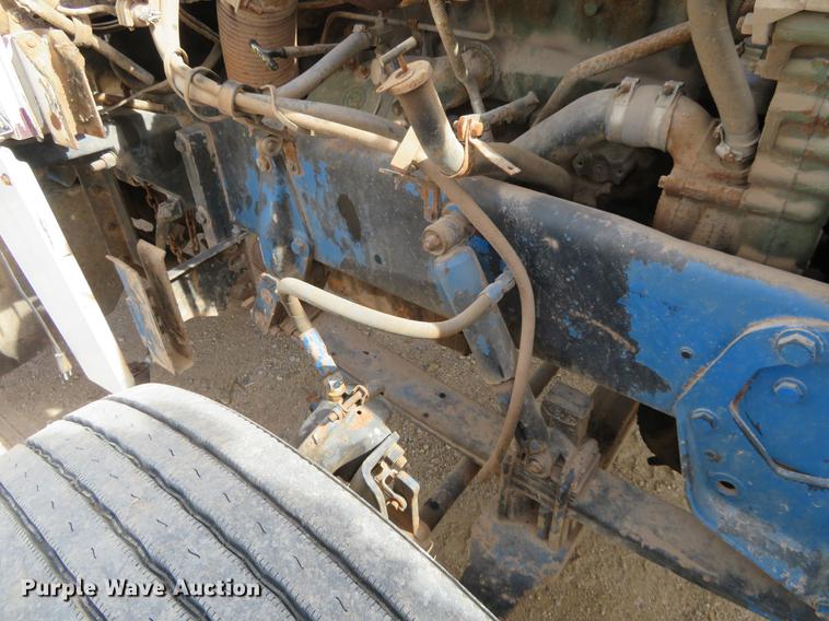 image for item DC0887 1996 Peterbilt 379 semi truck