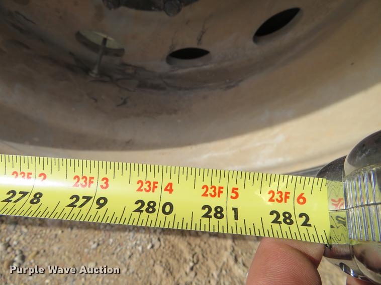 image for item DC0887 1996 Peterbilt 379 semi truck