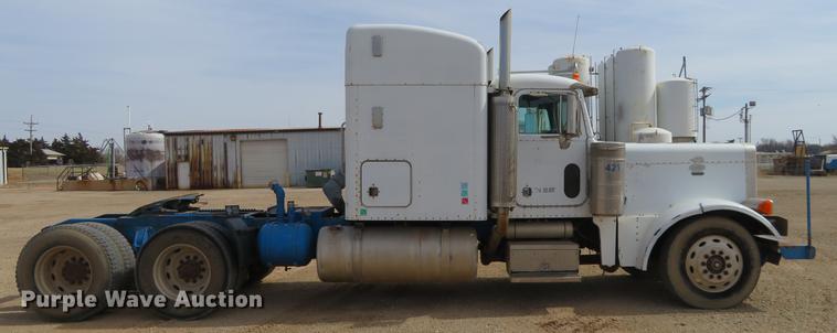 image for item DC0888 1996 Peterbilt 379 semi truck