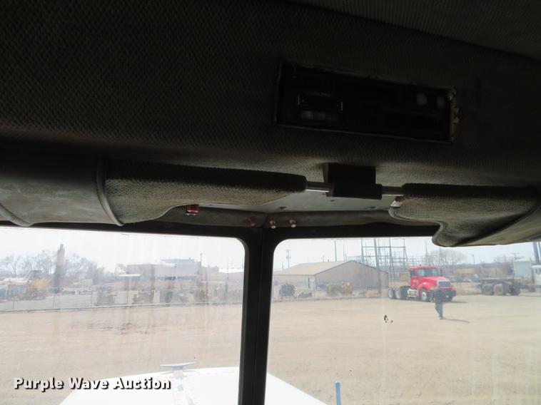 image for item DC0888 1996 Peterbilt 379 semi truck