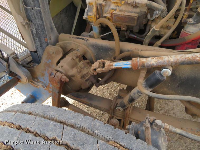 image for item DC0888 1996 Peterbilt 379 semi truck