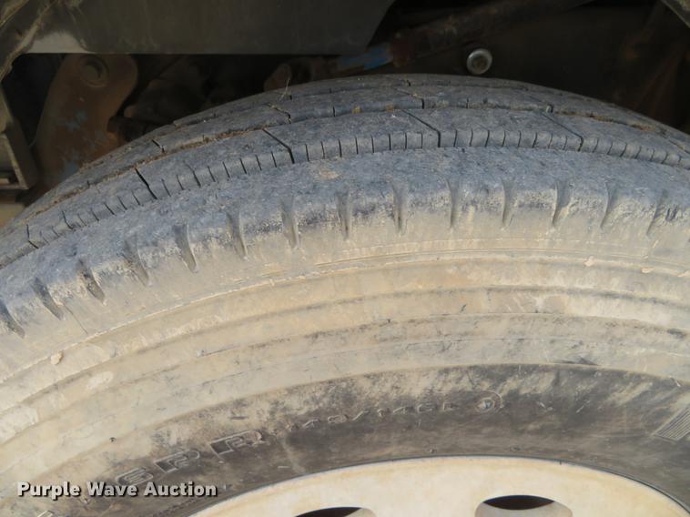 image for item DC0888 1996 Peterbilt 379 semi truck