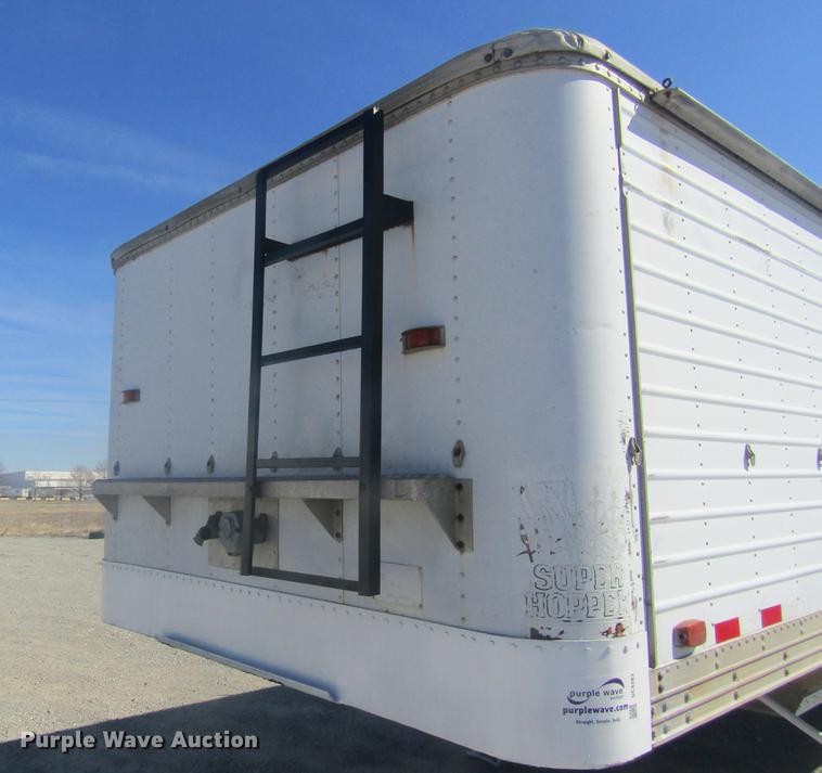 image for item DC4383 1981 Timpte double hopper bottom grain trailer