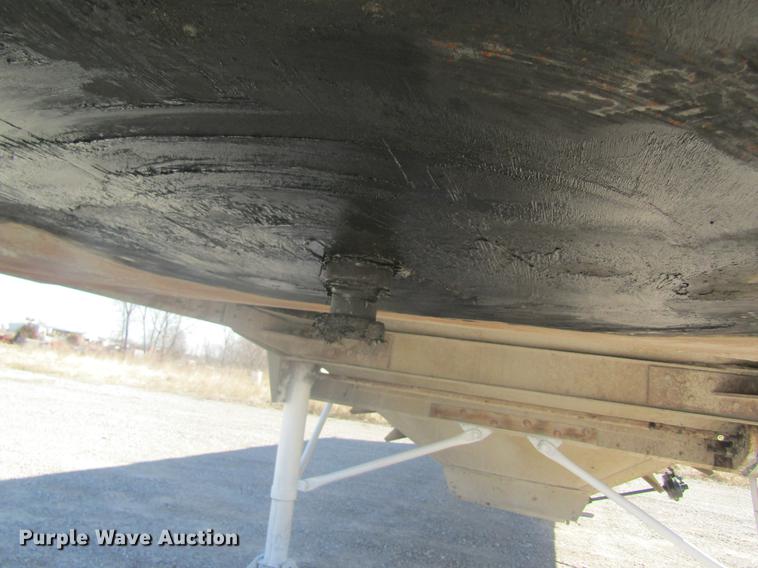 image for item DC4383 1981 Timpte double hopper bottom grain trailer