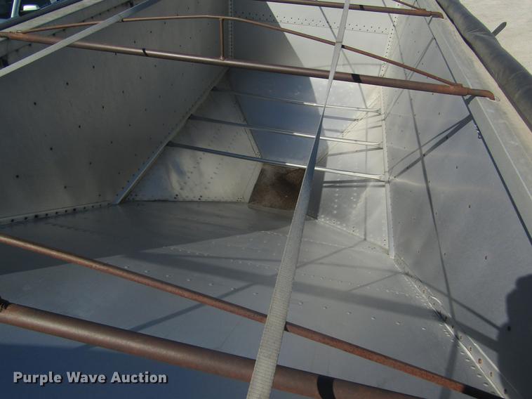 image for item DC4383 1981 Timpte double hopper bottom grain trailer