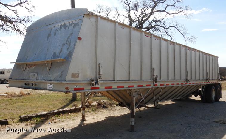 image for item DC5965 1979 Doonan double hopper bottom grain trailer
