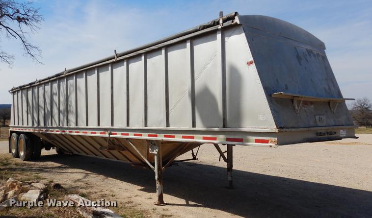 image for item DC5965 1979 Doonan double hopper bottom grain trailer