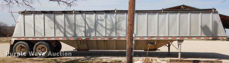 image for item DC5965 1979 Doonan double hopper bottom grain trailer