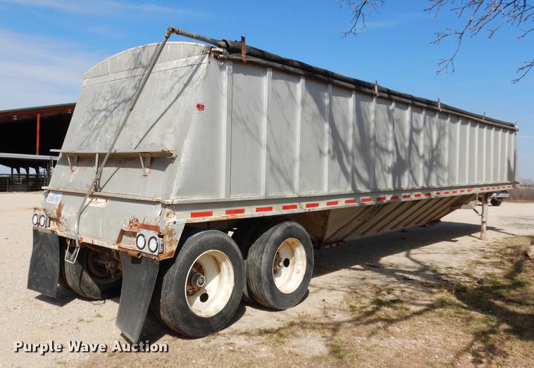 image for item DC5965 1979 Doonan double hopper bottom grain trailer