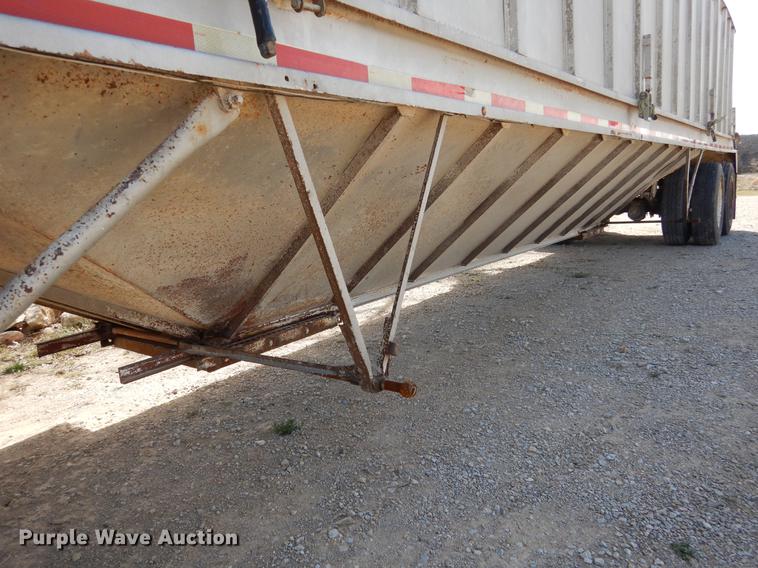 image for item DC5965 1979 Doonan double hopper bottom grain trailer