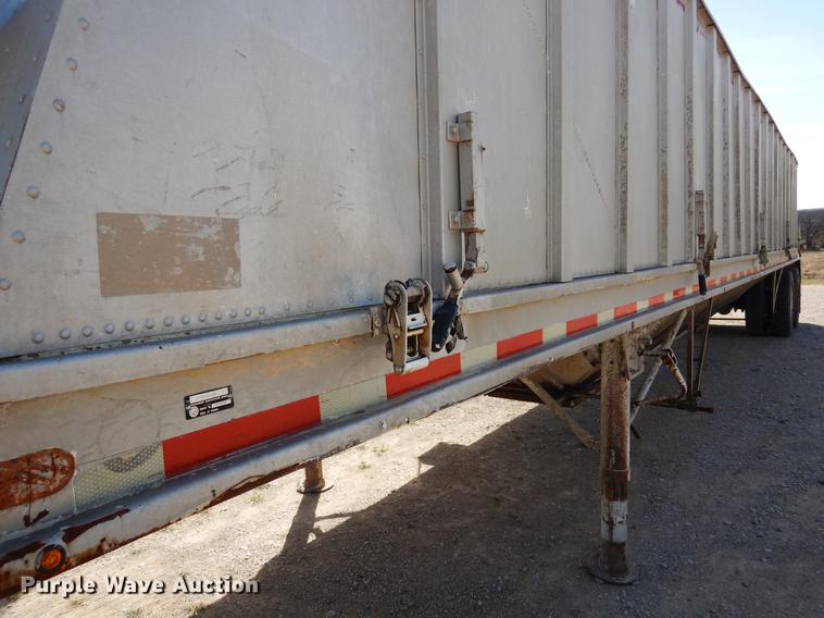 image for item DC5965 1979 Doonan double hopper bottom grain trailer