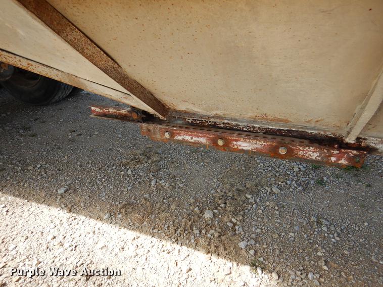 image for item DC5965 1979 Doonan double hopper bottom grain trailer