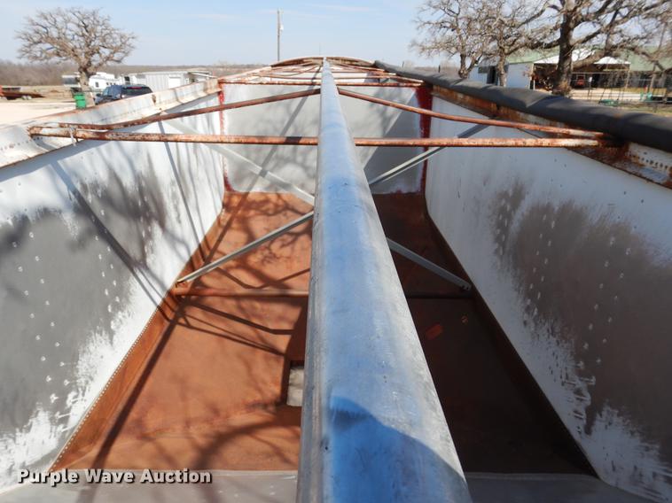 image for item DC5965 1979 Doonan double hopper bottom grain trailer