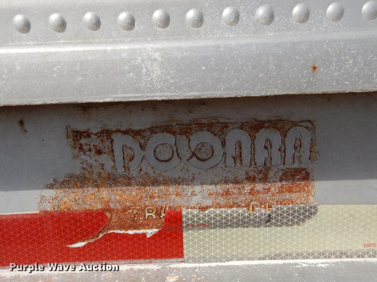 image for item DC5965 1979 Doonan double hopper bottom grain trailer
