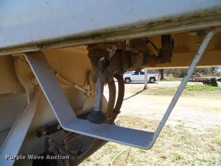 image for item DD1340 2012 CTS BDT-40 Pack Mule bottom dump trailer