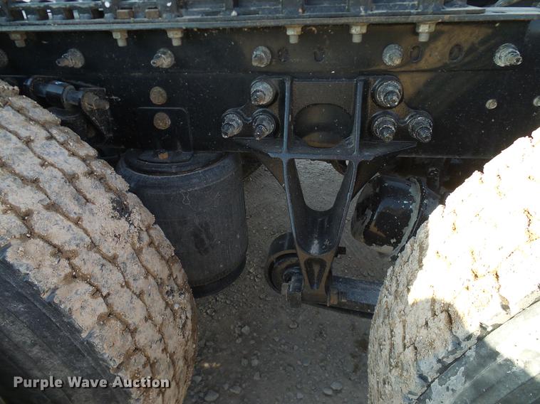 image for item DD1346 2012 International ProStar Plus semi truck