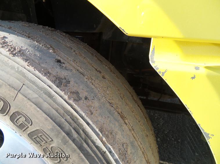 image for item DD1346 2012 International ProStar Plus semi truck