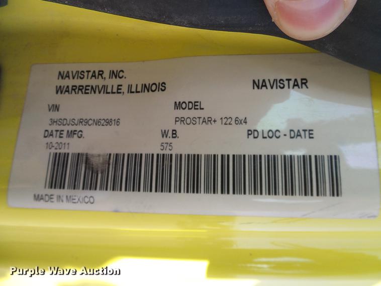 image for item DD1346 2012 International ProStar Plus semi truck