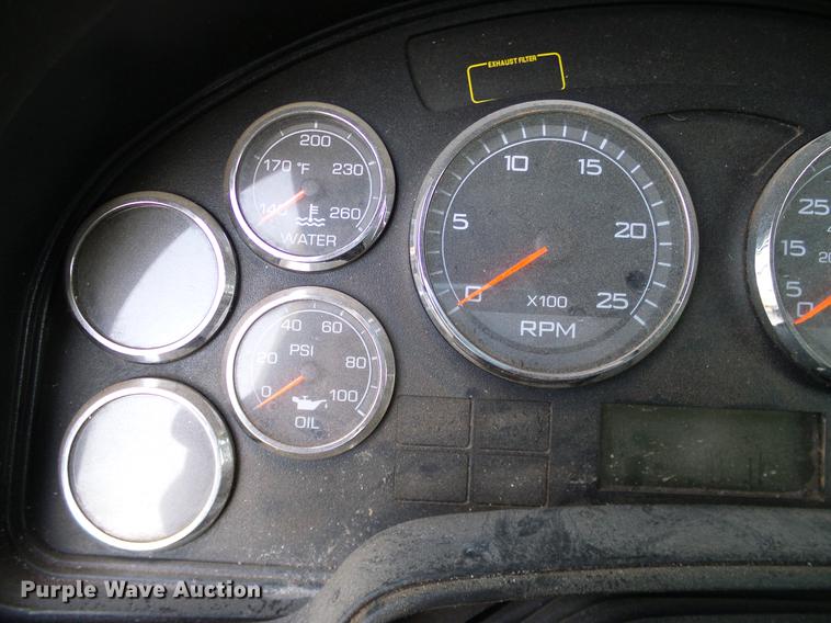 image for item DD1347 2012 International ProStar Plus semi truck