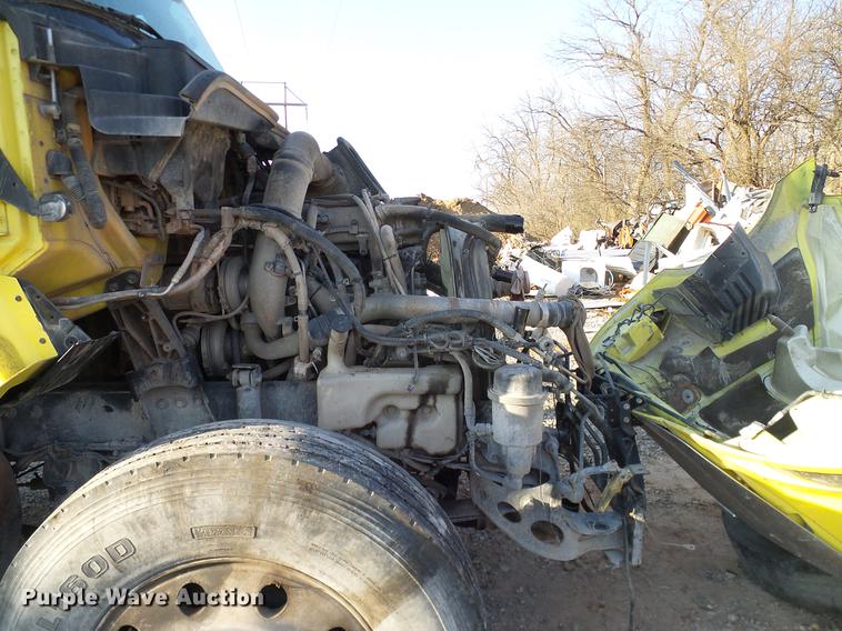 image for item DD1347 2012 International ProStar Plus semi truck