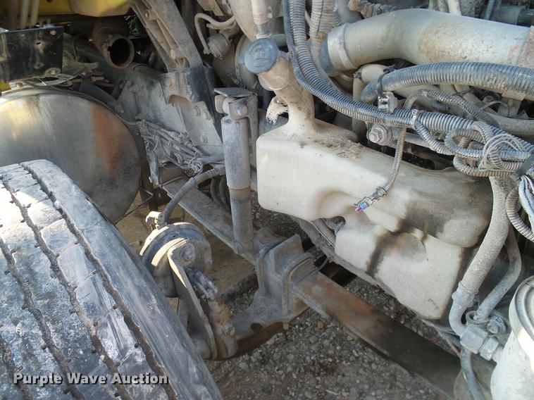 image for item DD1347 2012 International ProStar Plus semi truck